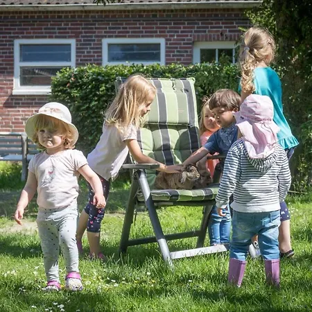 Friesenhof Janssen - Urlaub Auf Dem Bauernhof * Neuharlingersiel